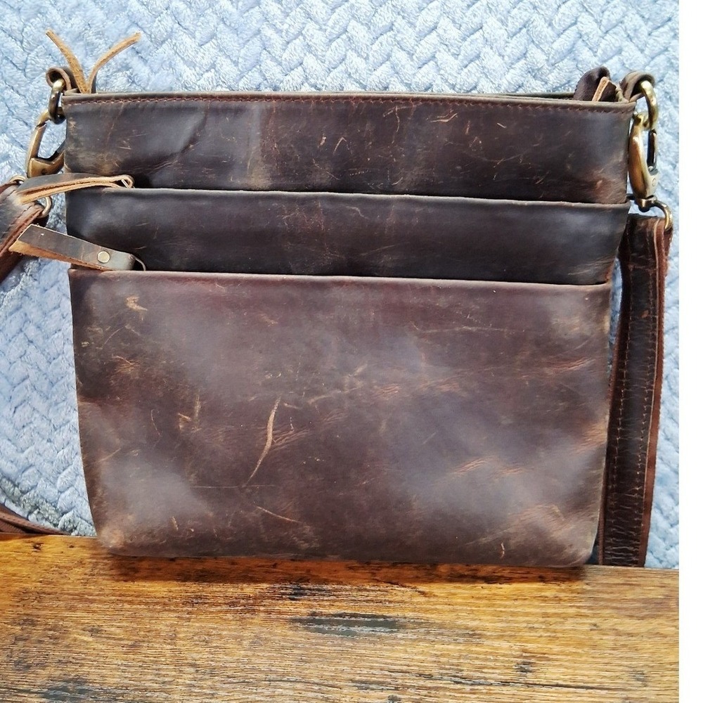 Distressed Brown Leather Crossbody Bag Multi Pocket Messenger Purse Cowgirl Boho - Picture 2 of 12